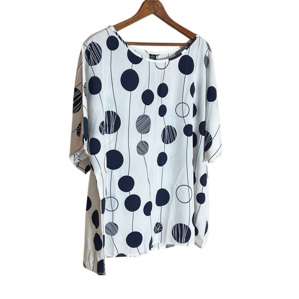 Emery Rose Polka Dot Short Sleeve Lightweight Blouse Top White Black Size 1XL - Picture 3 of 8